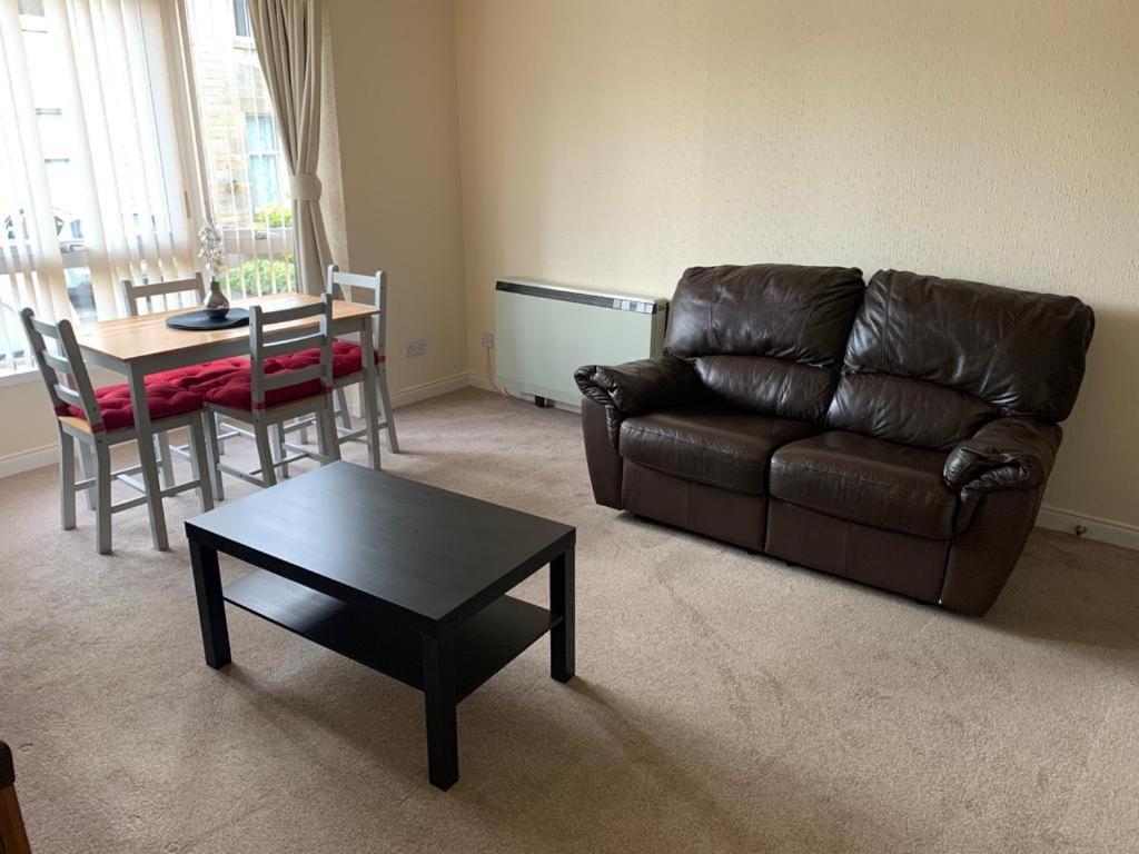 2 Bedroom Central Apartment Эдинбург Экстерьер фото